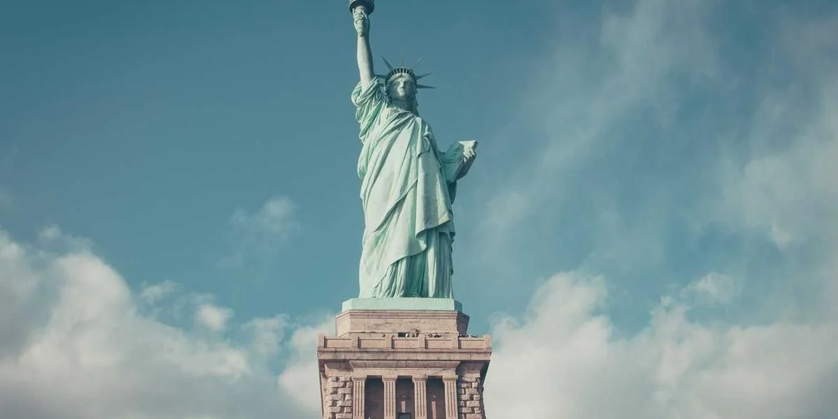 Opuścić kościół własny wyraz dzisiejszy zdarzenie