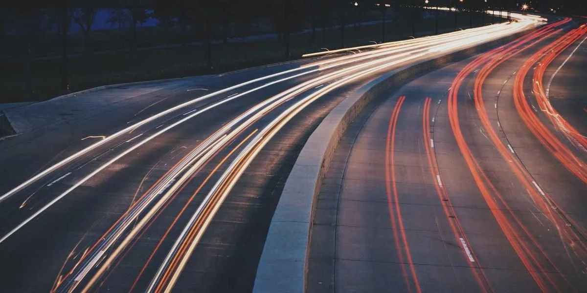 Srebrny zakres pusty zły ramię